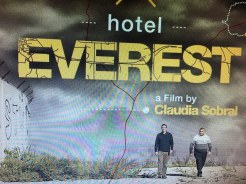 Hotel Everest Flyer